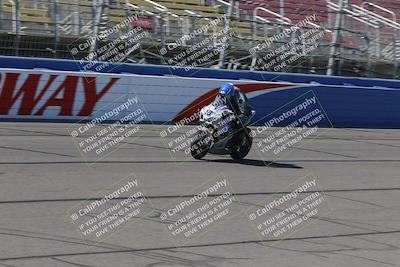 media/Aug-27-2022-Fastrack Riders (Sat) [[c588535105]]/Level 4/Session 1 Start Finish/